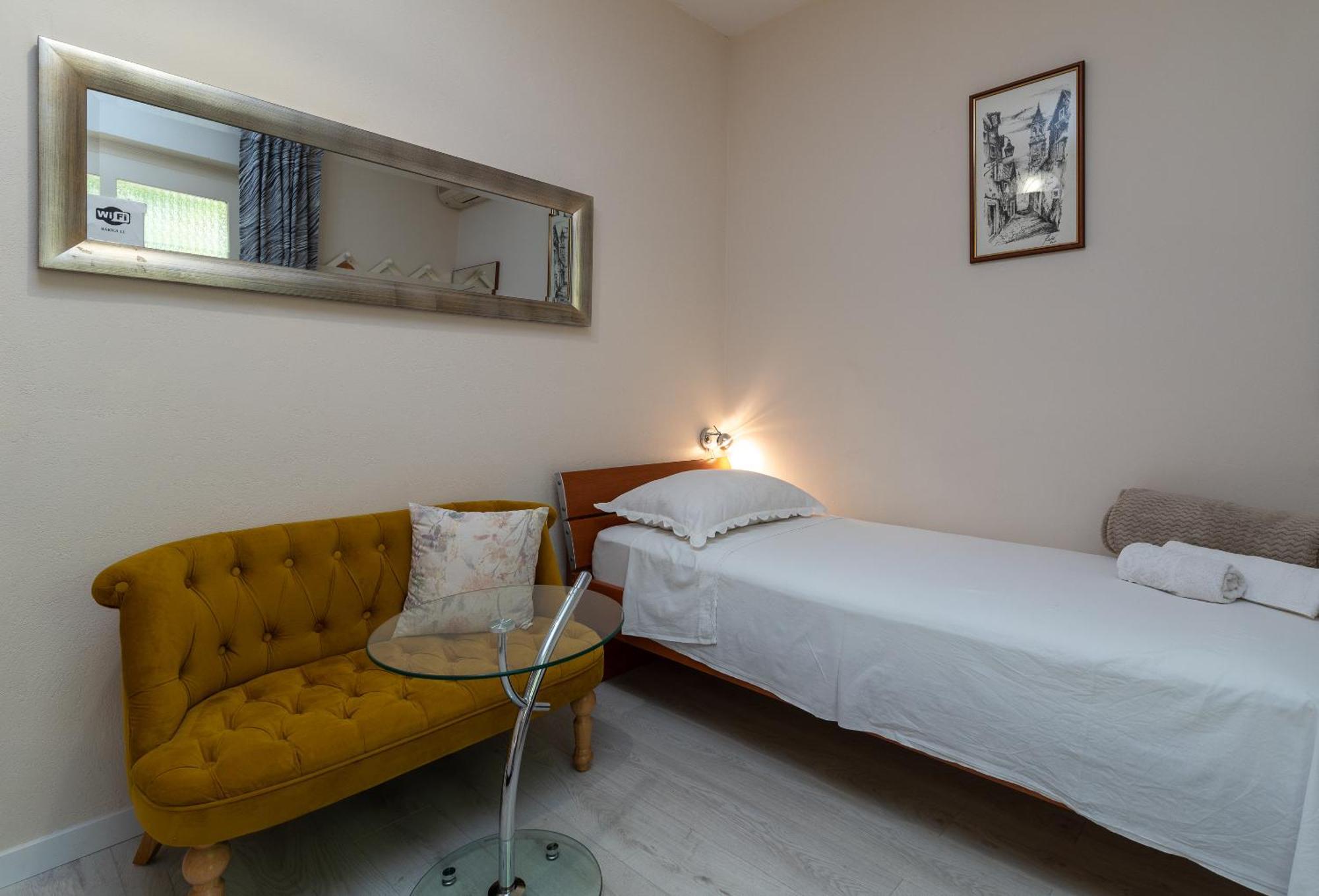 Villa Bakica Трогир Екстериор снимка