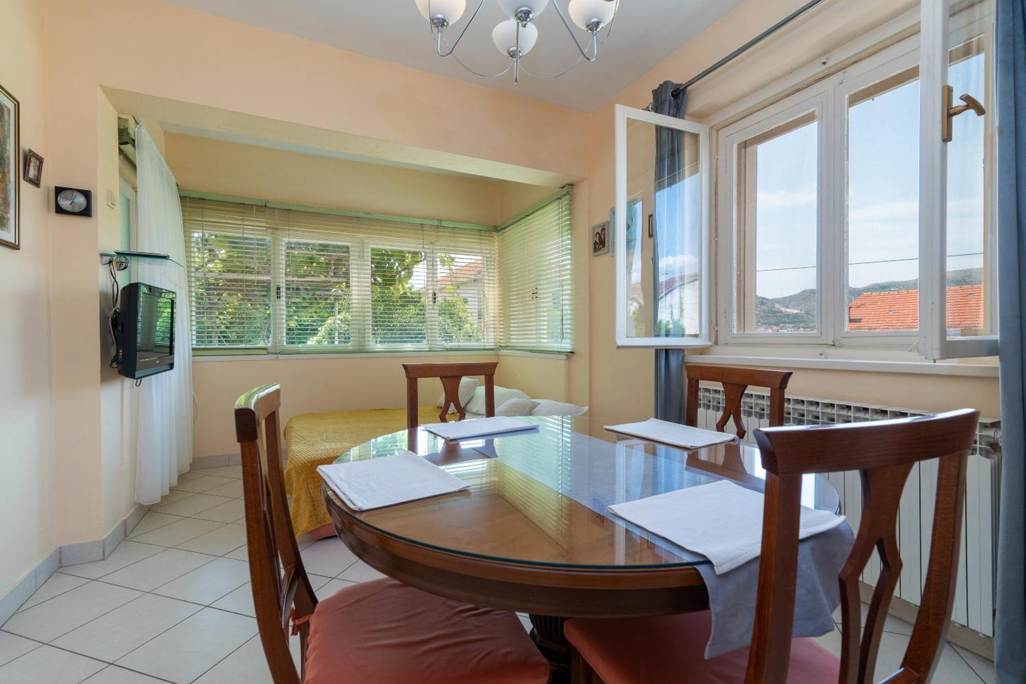 Villa Bakica Трогир Екстериор снимка