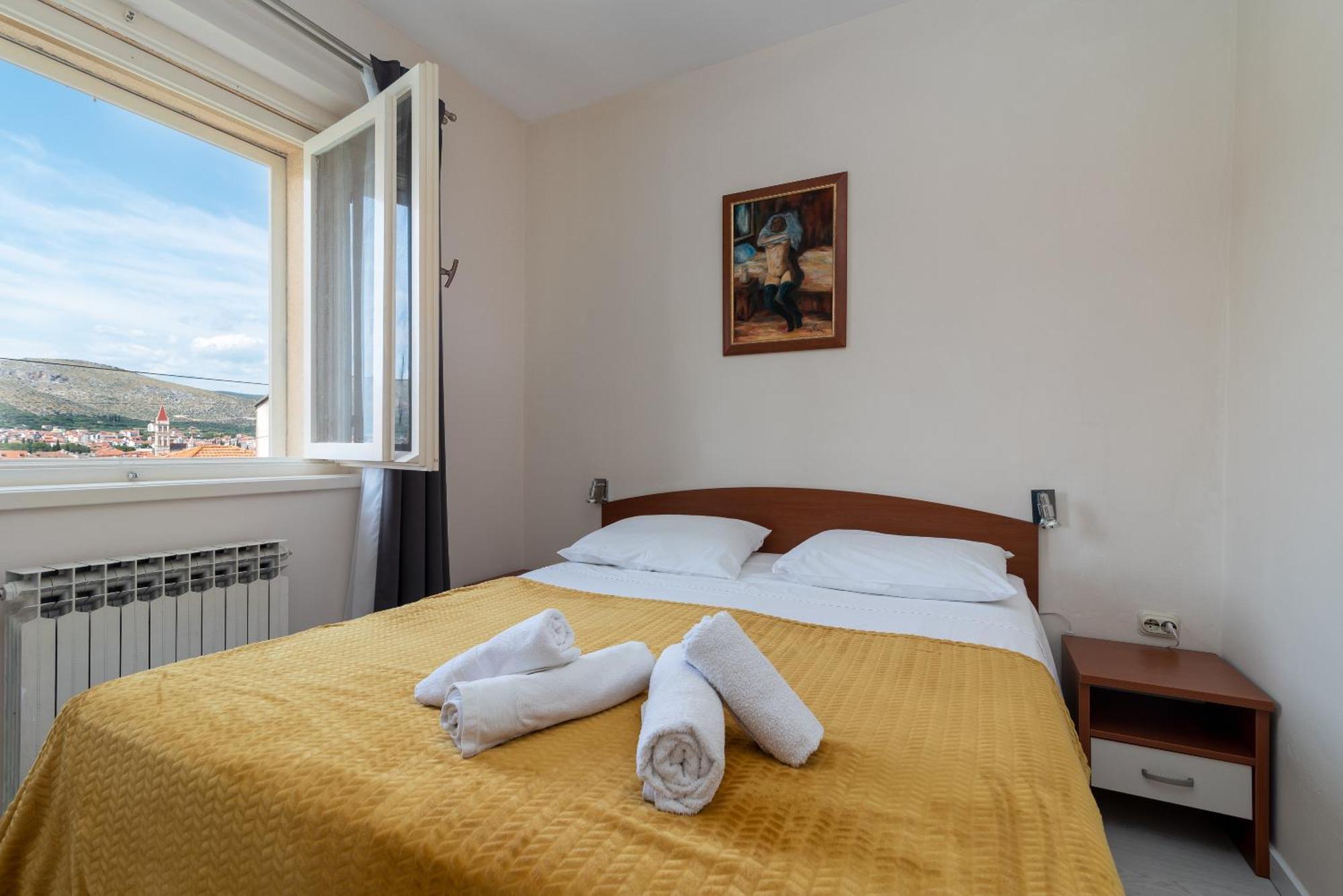 Villa Bakica Трогир Екстериор снимка