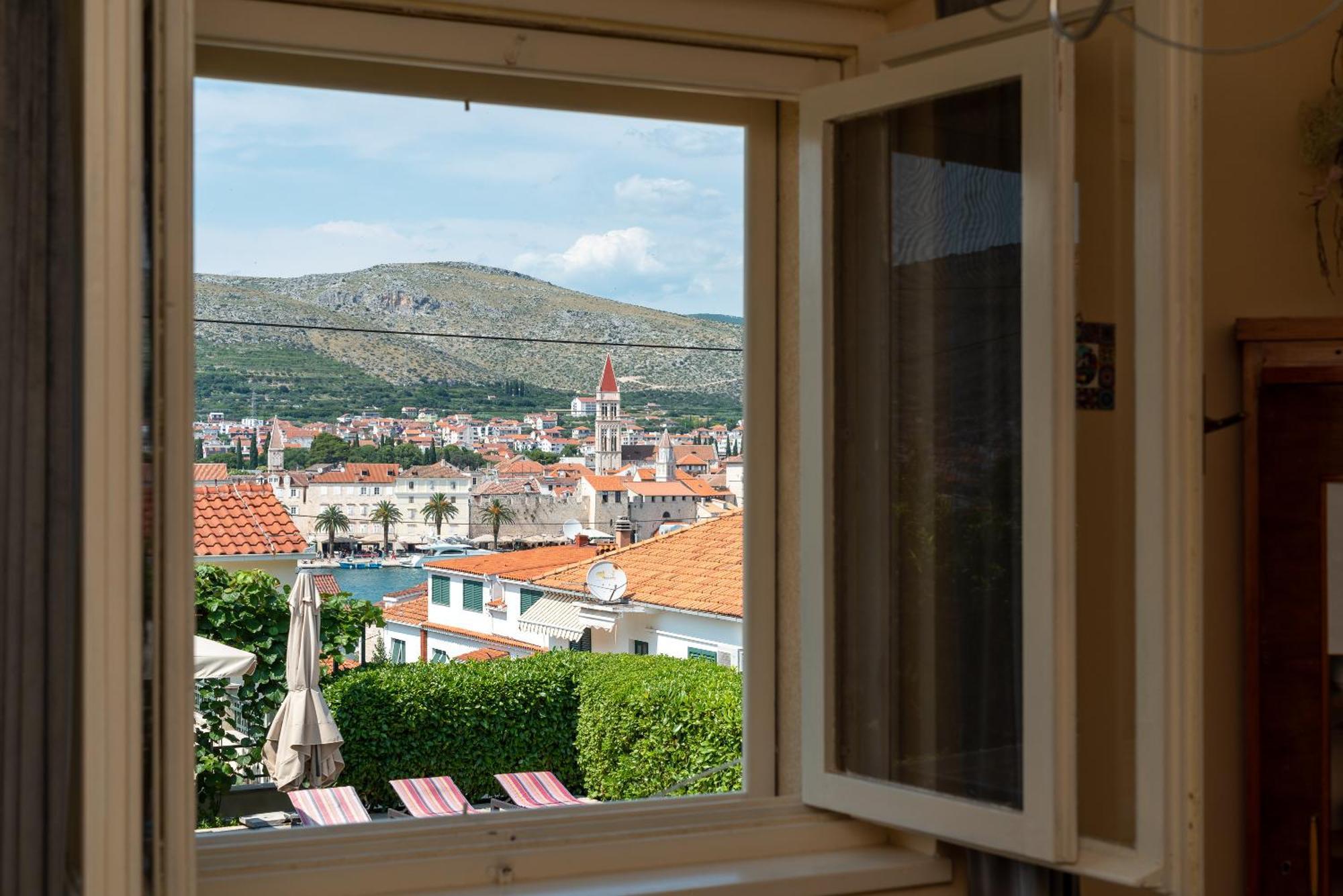 Villa Bakica Трогир Екстериор снимка